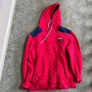 Vineyard Vines sweatshirt